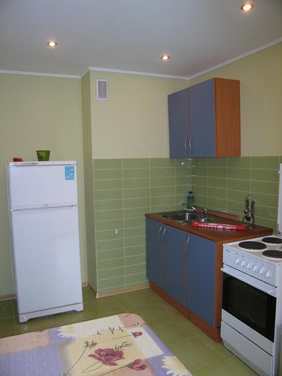 Hotel Service Predslava On Antonovicha Street Kiew Zimmer foto