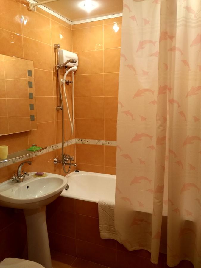 Hotel Service Predslava On Antonovicha Street Kiew Exterior foto